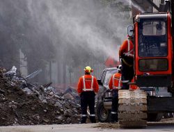 Deadly fire hits Kangkok shopping complex