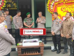 Sinergi Tanpa Batas, Polres Metro Jakarta Utara dan Polsek Kelapa Gading Rayakan HUT TNI ke-80 dengan Surprise Party di Koramil 06 Kelapa Gading