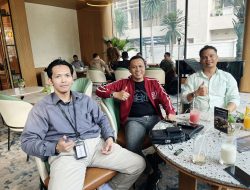 Ketua Umum Advokasi Bela Rakyat Indonesia Melantik ketua DPP kota Bandung dan Sukabumi di Acacia hotel Jakarta