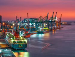 Pelindo Regional 2 Catat Pertumbuhan Arus Barang dan Peti Kemas Sepanjang Triwulan III 2025