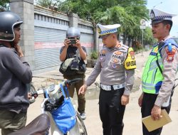 Operasi Zebra Polres Pelabuhan Priok, Polisi Tindak Pengendara Lawan Arus hingga Main HP di Jalan