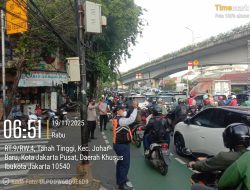 Plotting Pagi di TL Galur, Polsek Johar Baru dan Dishub Tingkatkan Kelancaran Lalu Lintas