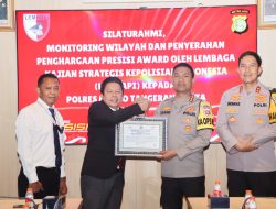 Apresiasi LEMKAPI: Polres Metro Tangerang Kota terima Presisi Award