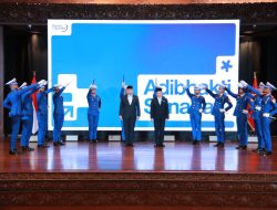 Mendagri Tito Terima Penghargaan Adibhakti Sanapati