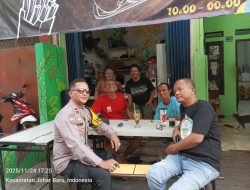 Aipda Ikhwan Bhabinkamtibmas Kampung Rawa Cooling System dan Sambang Imbau Warga Waspada Curanmor dan Tawuran