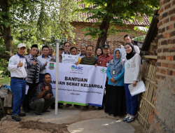 PT Asahimas Chemical Bangun 15 Jamban Sehat di Kelurahan Kepuh