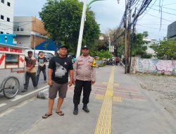 Patroli Ibadah Sore di Gereja MBP Cideng, Bhabinkamtibmas Pastikan Keamanan dan Kenyamanan Jemaat