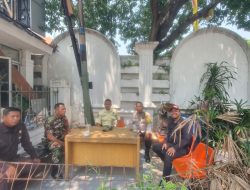 Bhabinkamtibmas Sambangi Warga Pasar Baru, Warga Diimbau Waspada Modus Kejahatan Baru