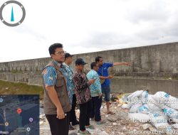 Sudin SDA Jakarta Utara Lakukan Penambalan Darurat Tanggul Pelindo Muara Baru yang Mengalami Rembesan Rob
