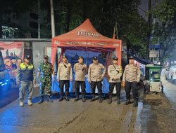 Patroli Tiga Pilar Kawal Perbatasan Kalipasir, Menteng Perkuat Pengamanan Malam Dari Tawuran Warga