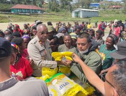 Satgas Pengendalian Harga Beras Lepas Penyaluran 827,5 Ton Beras SPHP di Papua Raya, Polri Pastikan Ketersediaan Aman Jelang Natal dan Tahun Baru