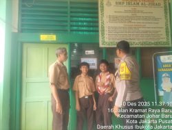 Pelajar Jaga Jakarta, Bhabinkamtibmas Sambangi SMP/SMA Al Jihad Perkuat Edukasi Anti-Bullying dan Cegah Provokasi Pelajar