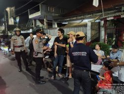 Imbauan Humanis dan Bubarkan Remaja Nongkrong, Patroli Antisipasi Guantibmas Polsek Johar Baru Jaga Situasi Tetap Kondusif