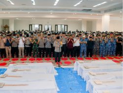 Kapolda Sumbar Pimpin Shalat Jenazah 24 Korban Banjir di Masjid Raya Al Minangkabawi