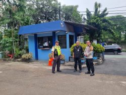 Bhabinkamtibmas Karet Tengsin Patroli Dialogis Dan Sambangi Security PAM Jaya Sampaikan Kamtibmas