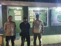 Sambang Pos Kamling Dini Hari, Polisi Ingatkan Warga Jaga Lingkungan