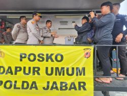 Polda Jabar Pastikan Makanan Aman Dikonsumsi bagi Warga Terdampak Banjir di Karawang