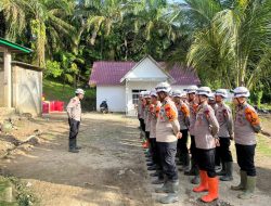 Tim SAR Resimen II Pas Pelopor Normalisasi Sungai dan Dukung Pembangunan Huntara di Agam