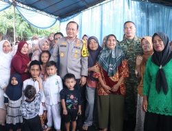 Kebersamaan di TPA Maju Bersama, Kapolda hingga Pangdam Jaya Makan Siang Bareng Warga