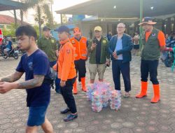 Pajero Nusantara Baksos Pembagian Nasi Kotak Sebanyak 500 box Untuk Korban Banjir Di Subang Jawa Barat