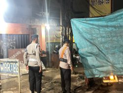 Truk Terperosok Depan Mako C Pelopor, Brimob Bantu evakuasi dan Urai Lalin