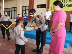 Polres Jakpus Wujudkan Harapan Deni Jadi Polisi Cilik, Beri Semangat Anak Pejuang Leukemia