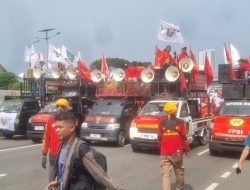 Sekitar 2000 Massa GEBRAK Aksi di Depan DPR/MPR RI, Polisi Pastikan Situasi Kondusif
