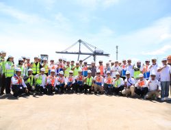 Terminal Kijing Resmi Layani Ekspor Peti Kemas Internasional, Pelindo Catat Sejarah Baru Logistik Kalimantan Barat