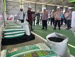 Dari Kampar ke Pasar Global, Kapolri Tinjau Inovasi Pupuk Batu Bara Karya Anak Bangsa
