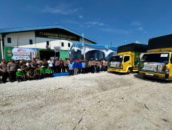 Kapolri Tinjau Pabrik Pupuk Batu Bara di Kampar, Lepas Distribusi 80 Ton Pupuk untuk Kelompok Tani Riau